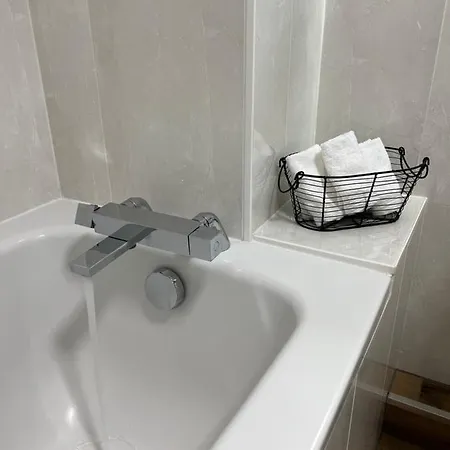 Richard's 6 Personnes 3 プルヴェルスハイム